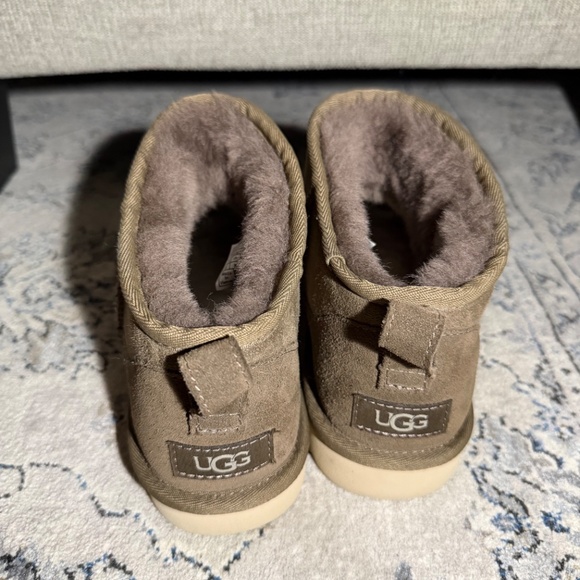 UGG Classic Ultra Mini Hickory boot main image 7